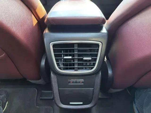 2019 Lincoln Nautilus Black Label