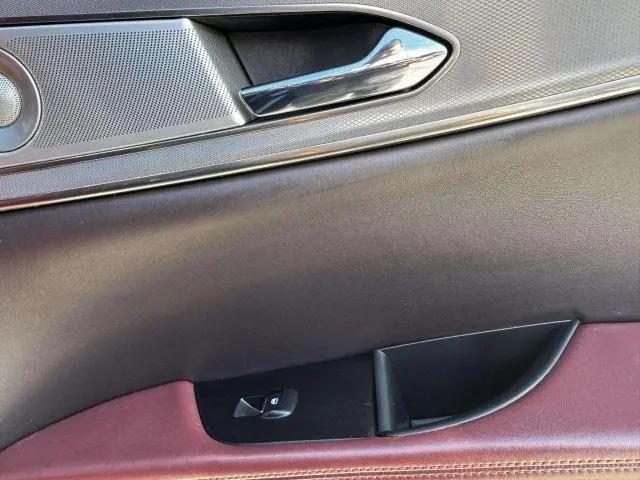 2019 Lincoln Nautilus Black Label