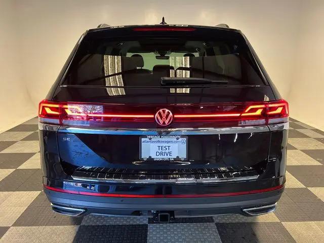 2026 Volkswagen Atlas SE with Technology