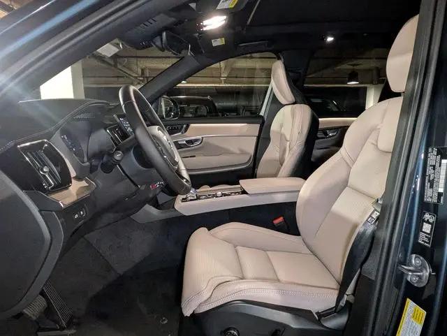 2026 Volvo XC90 Plug-In Hybrid Ultra, T8 AWD, Electric/Gasoline, Bright, 7 Seats