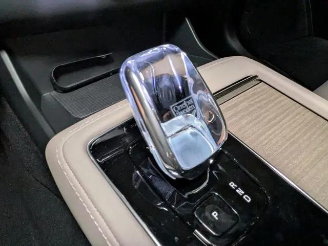 2026 Volvo XC90 Plug-In Hybrid Ultra, T8 AWD, Electric/Gasoline, Bright, 7 Seats