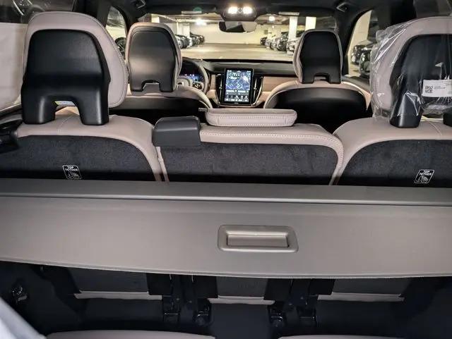 2026 Volvo XC90 Plug-In Hybrid Ultra, T8 AWD, Electric/Gasoline, Bright, 7 Seats