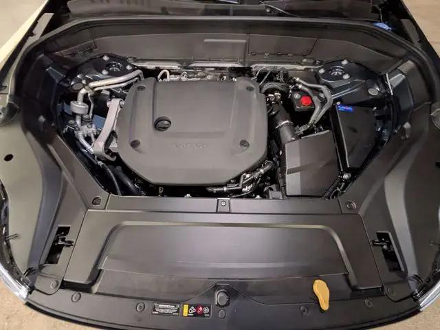 2026 Volvo XC90 Plus, B6 AWD Gas (mild hybrid), Gasoline, Bright, 7 Seats