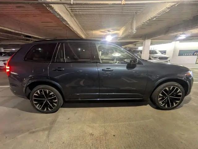 2026 Volvo XC90 Ultra Dark Theme, B6 AWD Gas (mild hybrid), Gasoline, 7 Seats