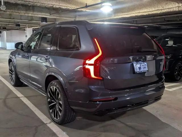 2026 Volvo XC90 Ultra Dark Theme, B6 AWD Gas (mild hybrid), Gasoline, 7 Seats