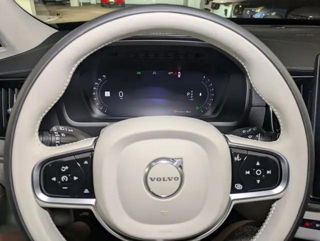 2026 Volvo XC90 Ultra Dark Theme, B6 AWD Gas (mild hybrid), Gasoline, 7 Seats