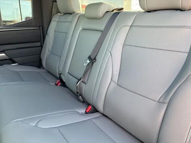 2026 Toyota Tundra SR5 CrewMax 5.5' Bed