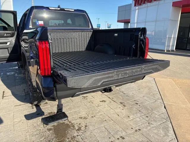 2026 Toyota Tundra SR5 CrewMax 5.5' Bed