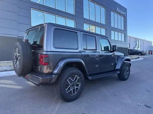 2026 Jeep Wrangler 4-Door Sahara 4x4