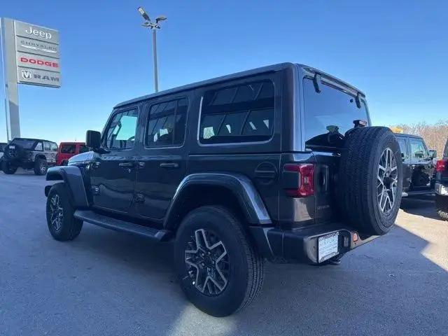 2026 Jeep Wrangler 4-Door Sahara 4x4