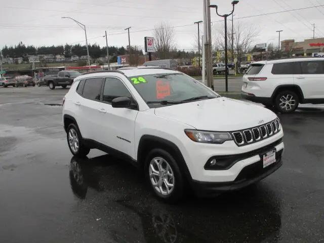 2024 Jeep Compass Latitude 4x4