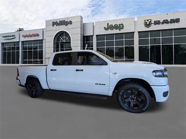 2026 RAM Ram 1500 RAM 1500 EXPRESS CREW CAB 4X4 57 BOX