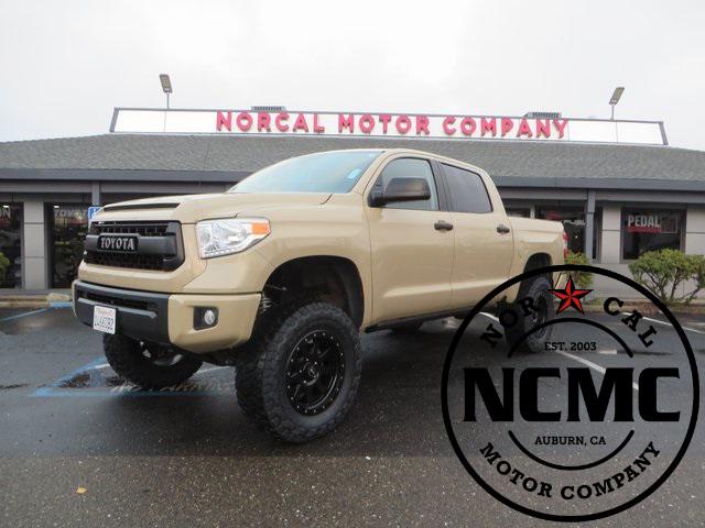 2017 Toyota Tundra SR5 5.7L V8 2017 Toyota Tundra SR5 5.7L V8