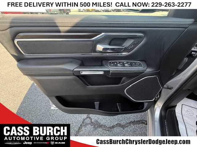 2022 Ram 1500 Laramie Crew Cab 4x4 6'4" Box