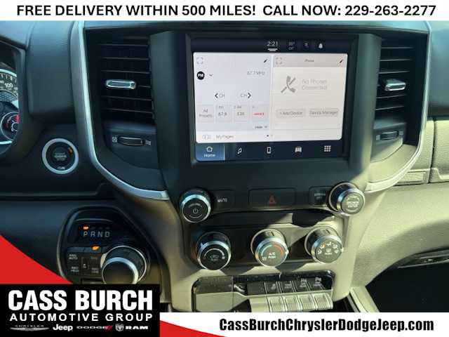 2022 Ram 1500 Big Horn Crew Cab 4x4 5'7" Box