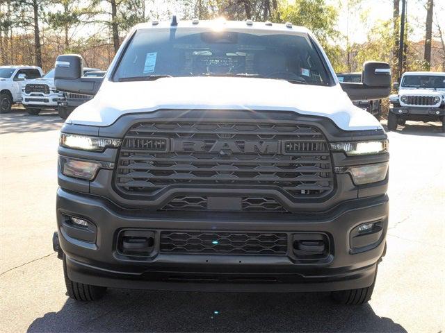 2026 RAM Ram 3500 Chassis Cab RAM 3500 TRADESMAN CREW CAB CHASSIS 4X4 60 CA
