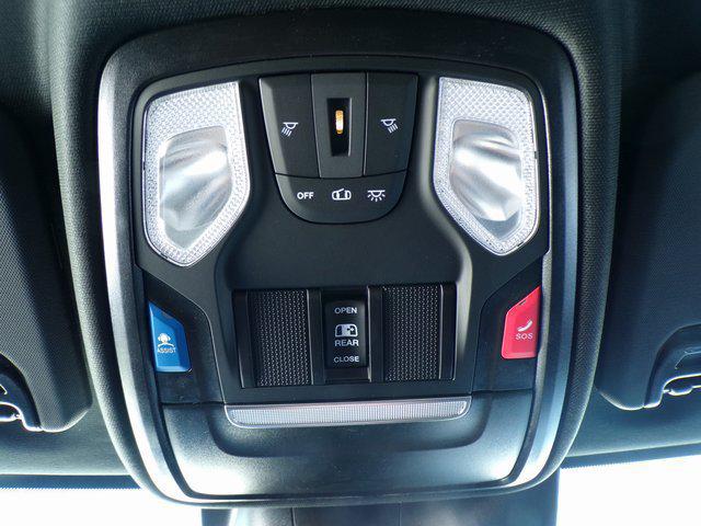 2026 Ram 2500 Black Express Crew Cab 4x4 64 Box