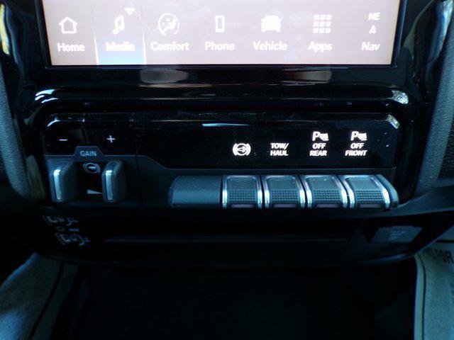2026 Ram 2500 Black Express Crew Cab 4x4 64 Box