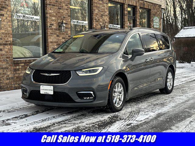 2022 Chrysler Pacifica Touring L for sale in CLIFTON PARK, NY