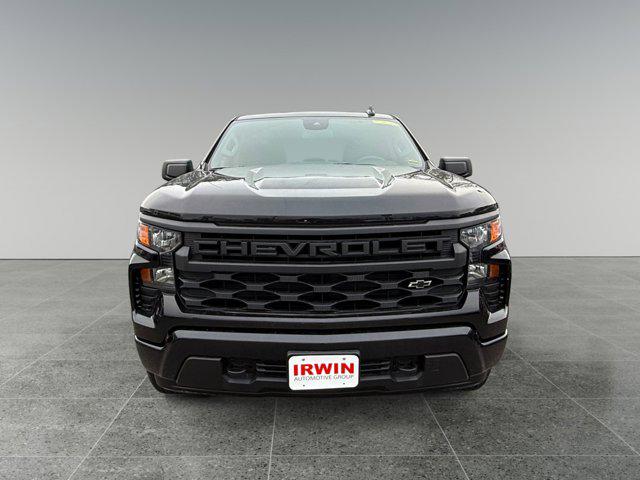 2026 Chevrolet Silverado 1500 4WD Crew Cab Short Bed Custom