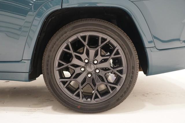 2026 Jeep Grand Cherokee L Summit 4x4