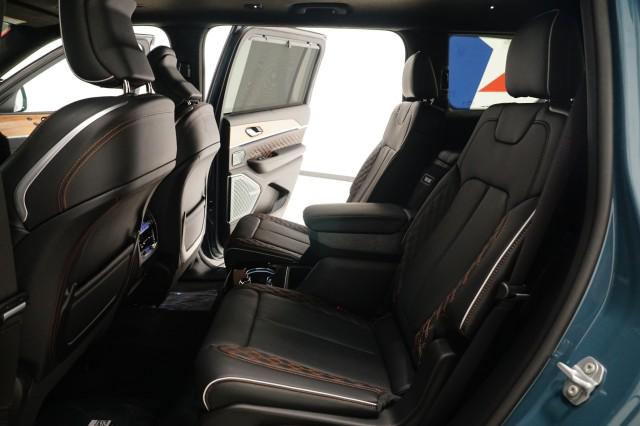 2026 Jeep Grand Cherokee L Summit 4x4