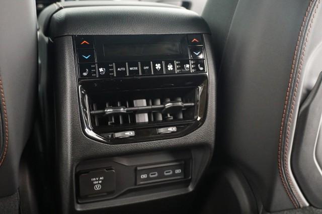2026 Jeep Grand Cherokee L Summit 4x4