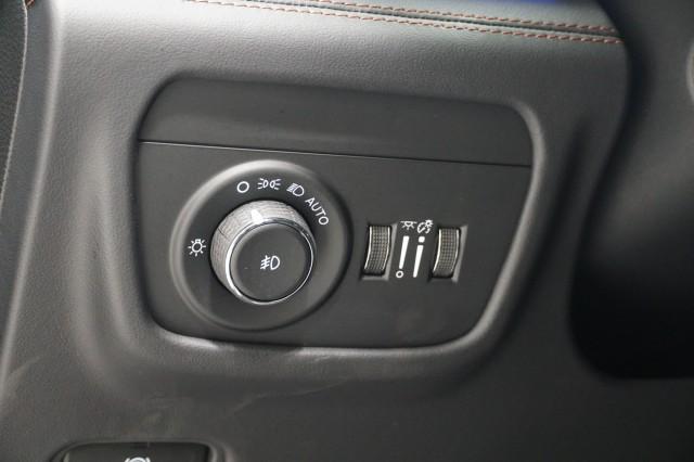 2026 Jeep Grand Cherokee L Summit 4x4