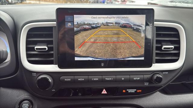2026 Hyundai Venue SEL w/Two-Tone Roof