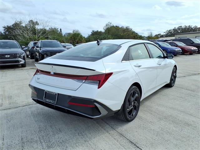 2026 Hyundai Elantra SEL Sport Premium