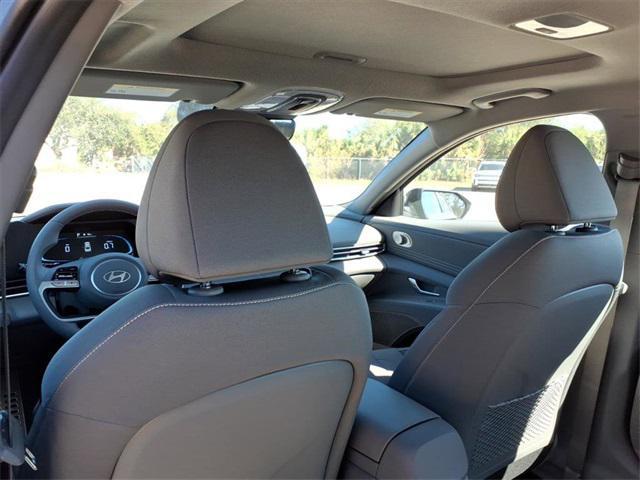 2026 Hyundai Elantra SEL Sport Premium