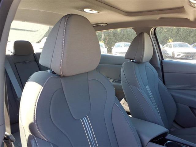 2026 Hyundai Elantra SEL Sport Premium