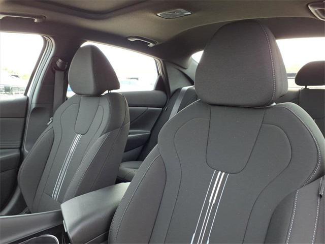 2026 Hyundai Elantra SEL Sport Premium