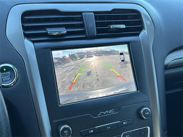 2020 Ford Fusion SE