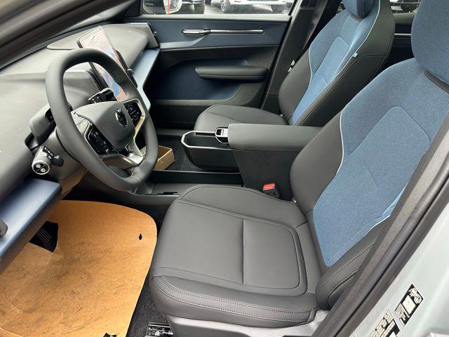 2025 Volvo EX30 Plus Twin Motor Performance, Fully electric