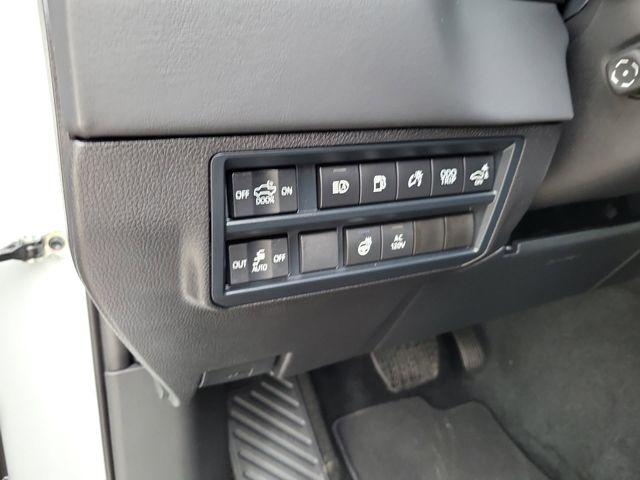 2025 Toyota Tundra Platinum Hybrid CrewMax 5.5' Bed