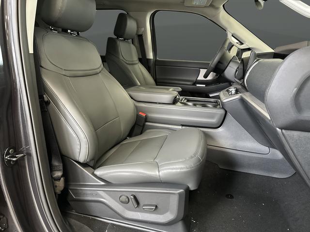 2026 Ford Expedition Max Active MAX
