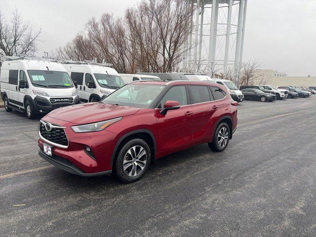 2022 Toyota Highlander XLE 2022 Toyota Highlander XLE