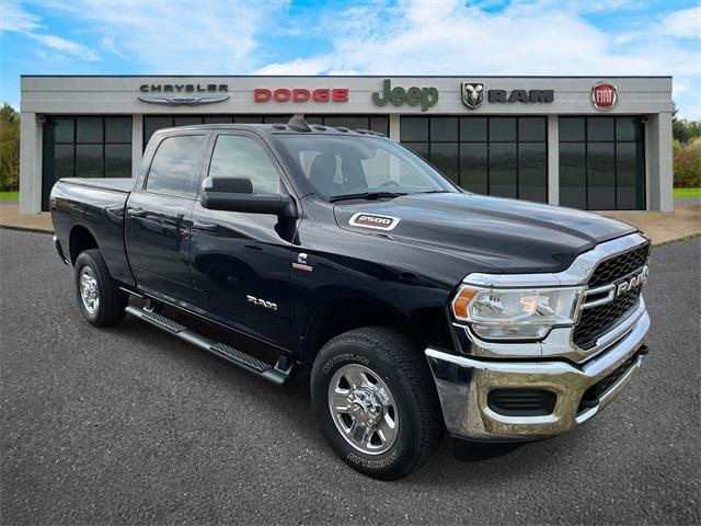 2022 RAM 2500 Tradesman Crew Cab 4x4 64 Box 2022 RAM 2500 Tradesman Crew Cab 4x4 64 Box