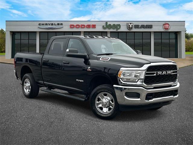 2022 RAM 2500 Tradesman Crew Cab 4x4 64 Box 2022 RAM 2500 Tradesman Crew Cab 4x4 64 Box