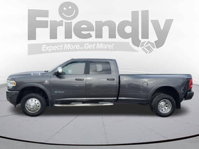 2022 RAM 3500 Laramie Crew Cab 4x4 8 Box
