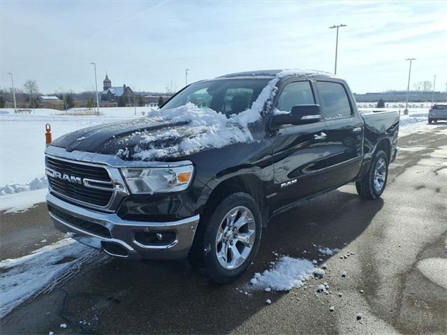 2019 RAM 1500 Big Horn/Lone Star Crew Cab 4x4 57 Box
