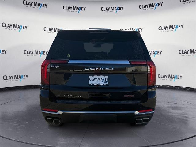 2025 GMC Yukon 4WD Denali