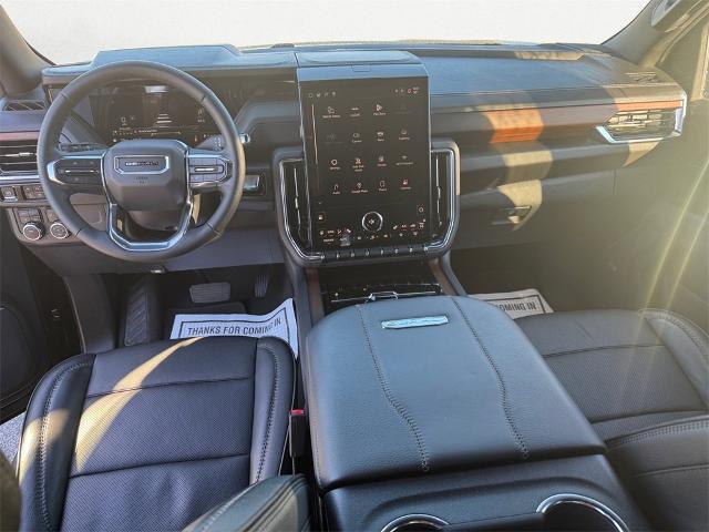 2025 GMC Yukon 4WD Denali
