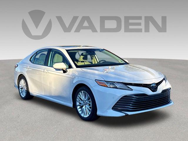 2019 Toyota Camry Hybrid XLE