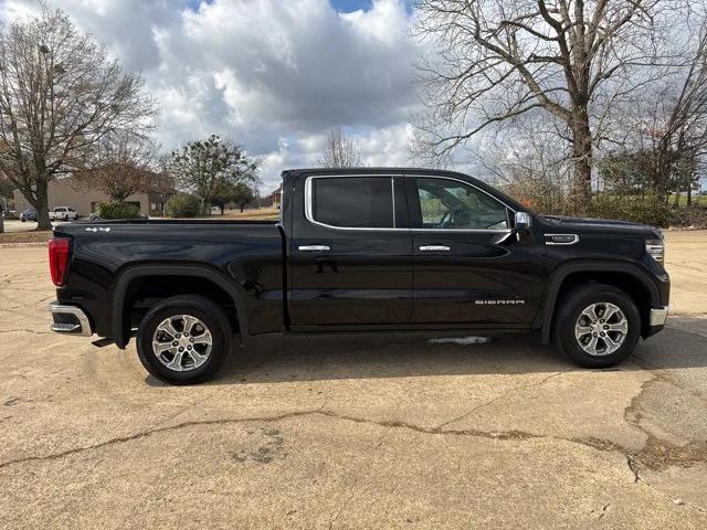 2025 GMC Sierra 1500 4WD Crew Cab Short Box SLT