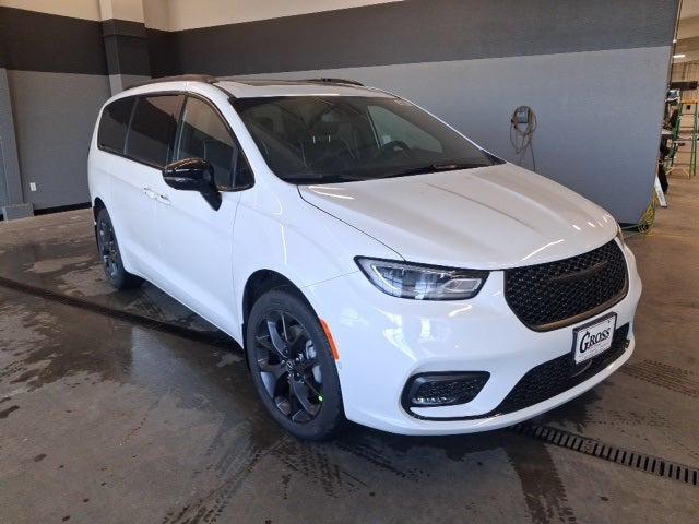 2026 Chrysler Pacifica PACIFICA LIMITED AWD