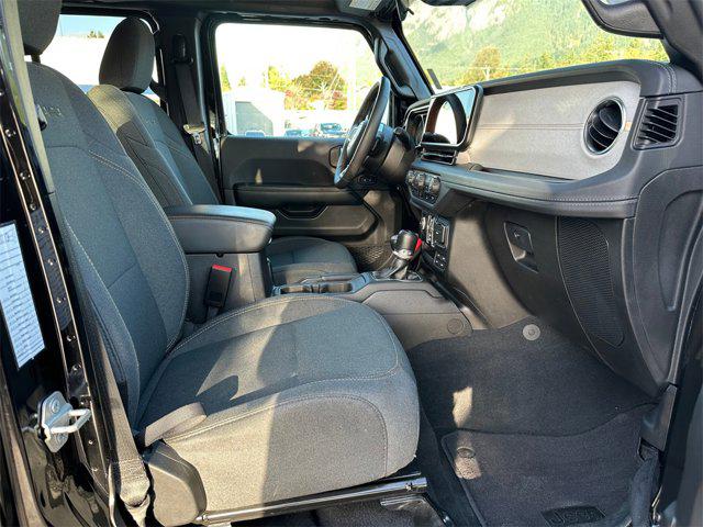 2024 Jeep Wrangler 4-Door Sahara 4x4