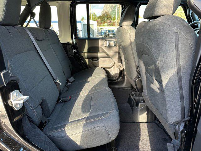 2024 Jeep Wrangler 4-Door Sahara 4x4