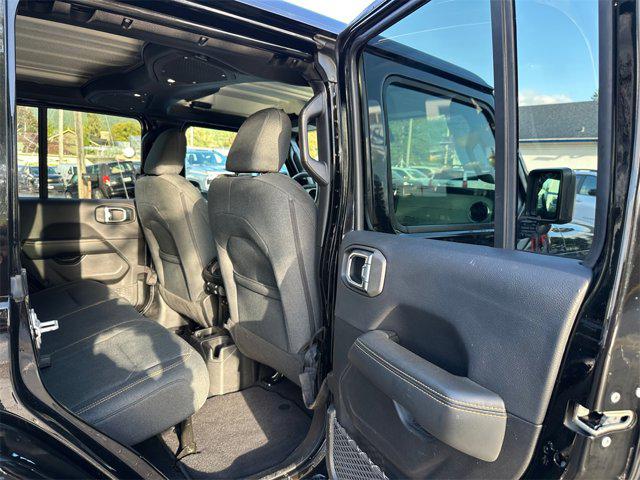2024 Jeep Wrangler 4-Door Sahara 4x4